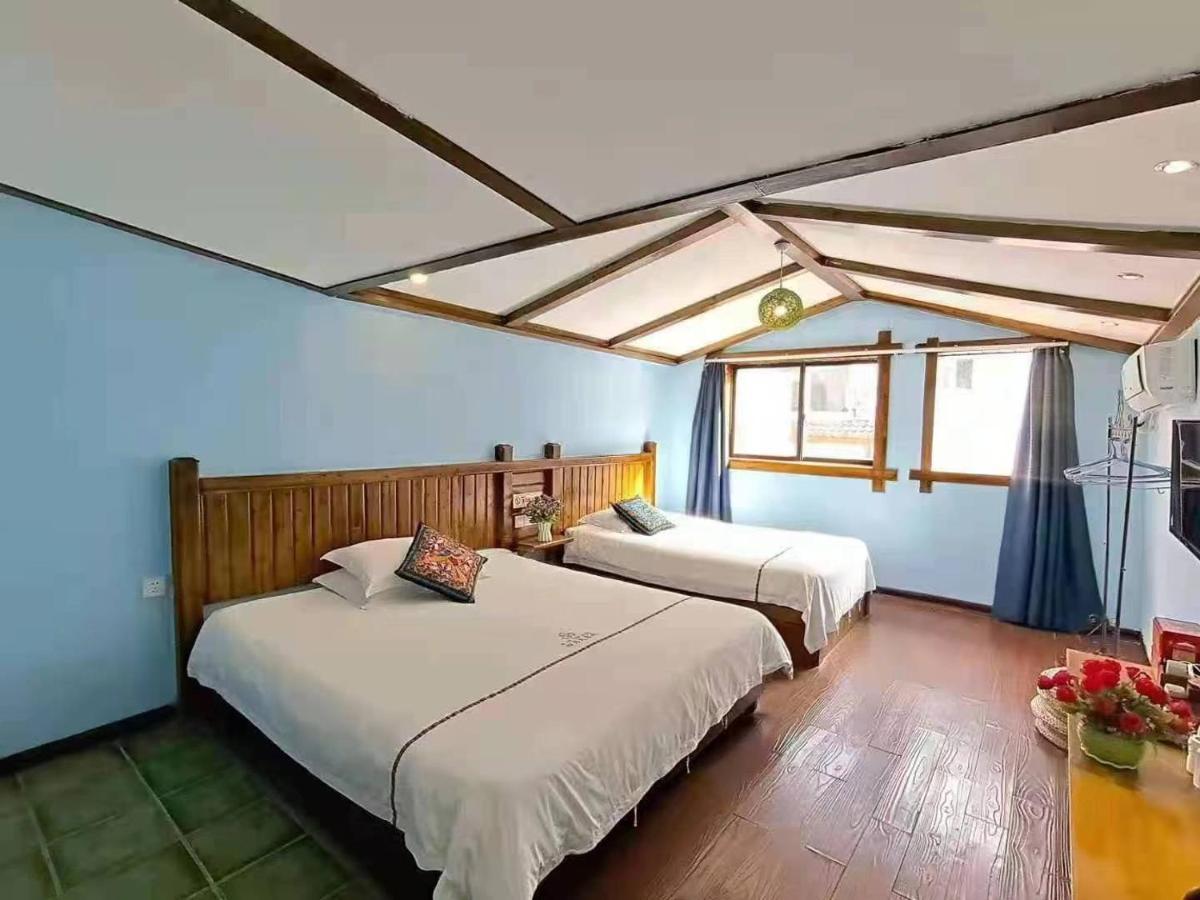 Zhangjiajie April Hostel Екстер'єр фото